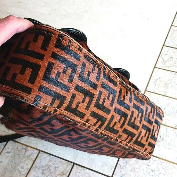 FENDI - Zucca Print calf/pony hair bag,Authentic, BRAND NEW-Vintage - Picture 4 of 16